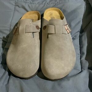 Birkenstock Boston Clogs Taupe 37 (Woman’s 6 / 6.5) Soft Footbed Narrow